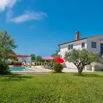 House Tiffany * Galižana