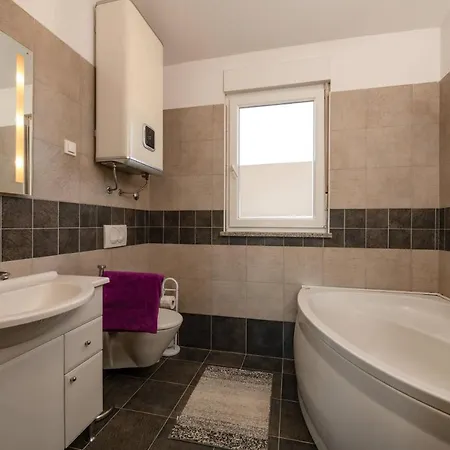 House Tiffany Ferienhaus *