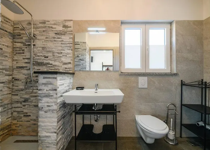 House Tiffany Galižana